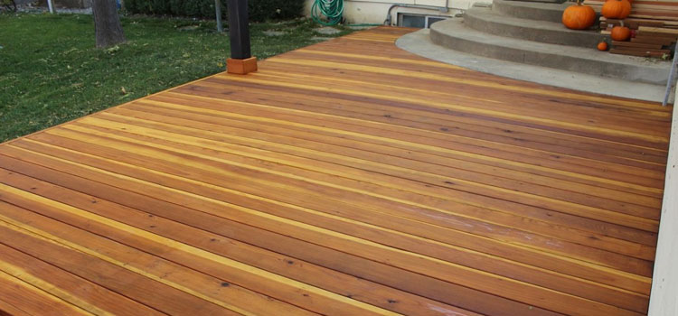 Smooth Redwood Decking in La Puente, CA