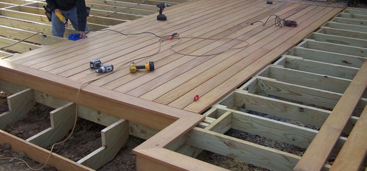 Wood Deck Builders in La Puente, CA